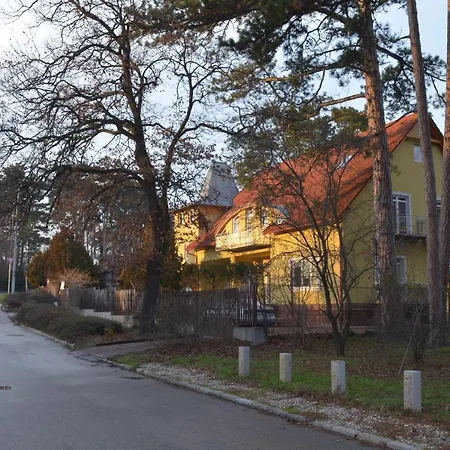 Livia * Balatonfured
